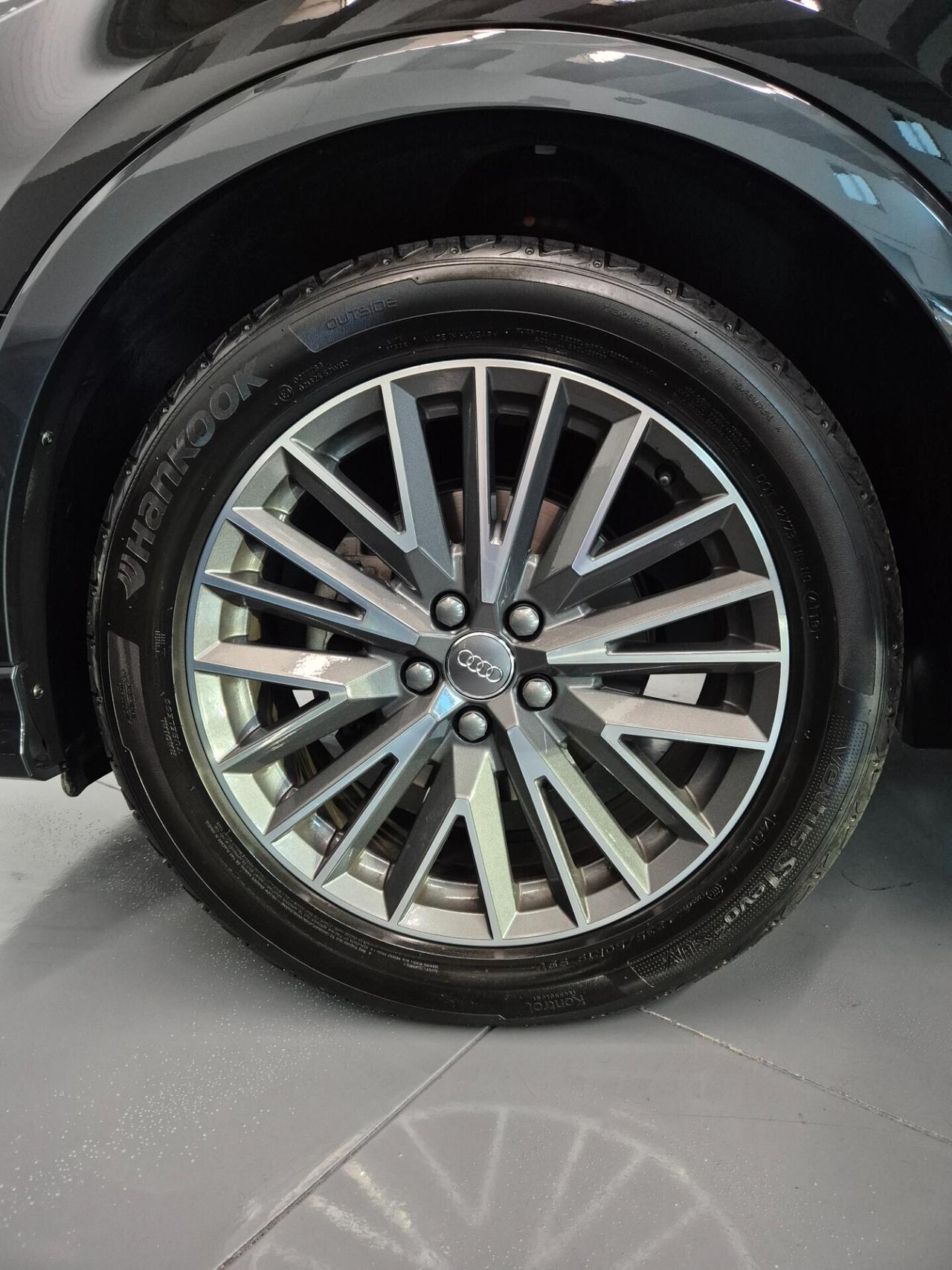 Audi Q3 SPB 1.5 150cv Hybrid Virtual Certificata Ufficiale