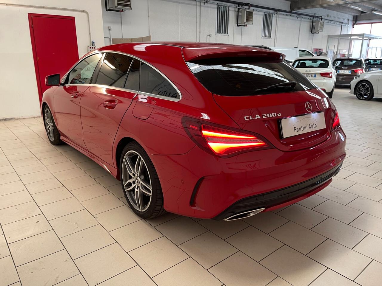 Mercedes-benz CLA 200 d Shooting Brake Premium AMG-Ok Neopat-LEGGI SOTTO