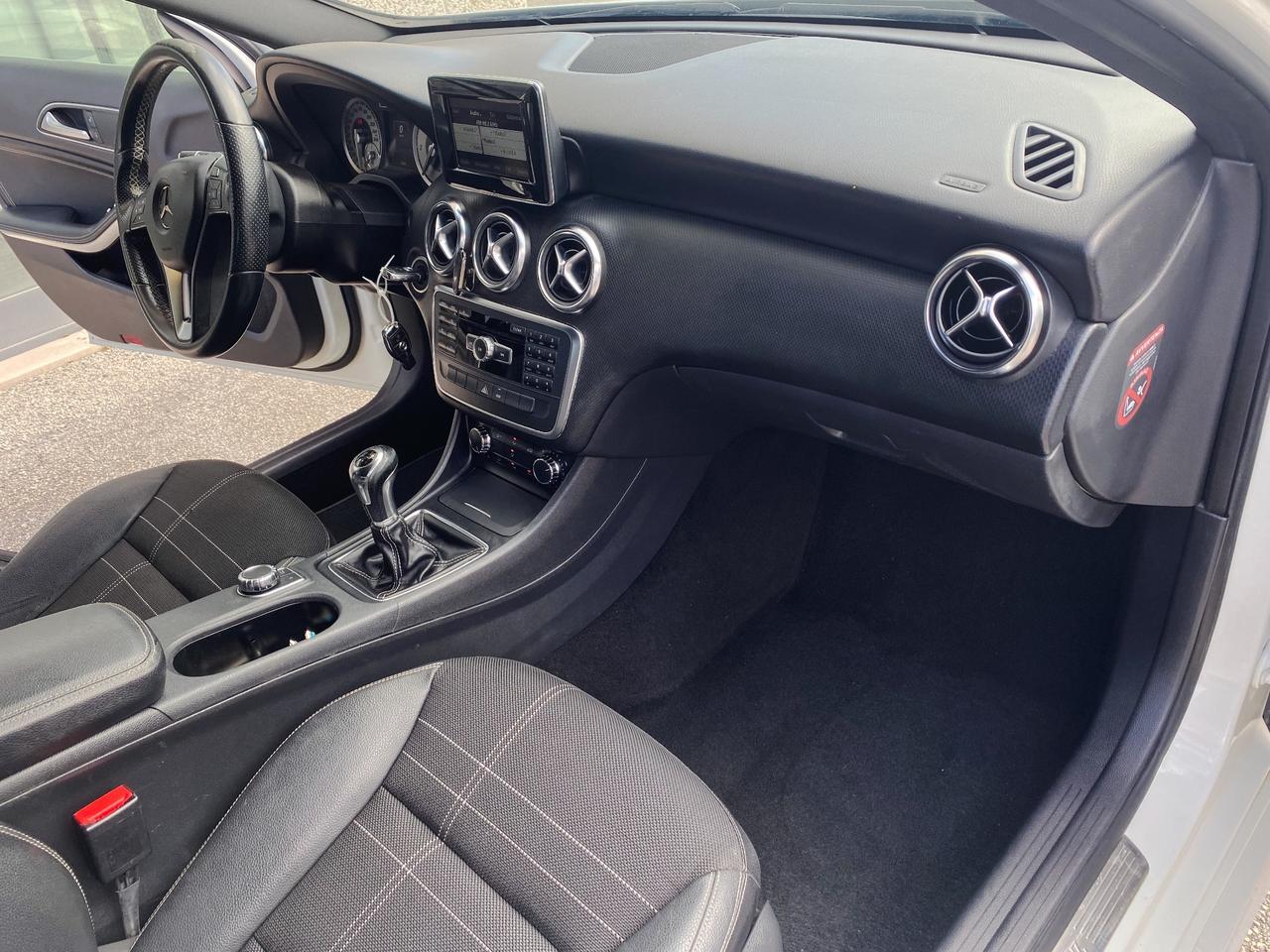 Mercedes-benz A 180 CDI Sport - 2014