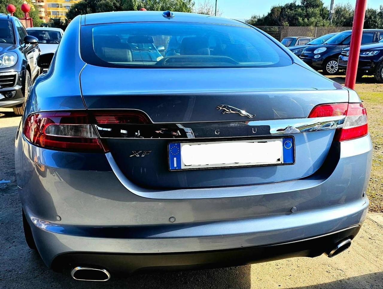 Jaguar XF 2.7D V6 Premium Luxury