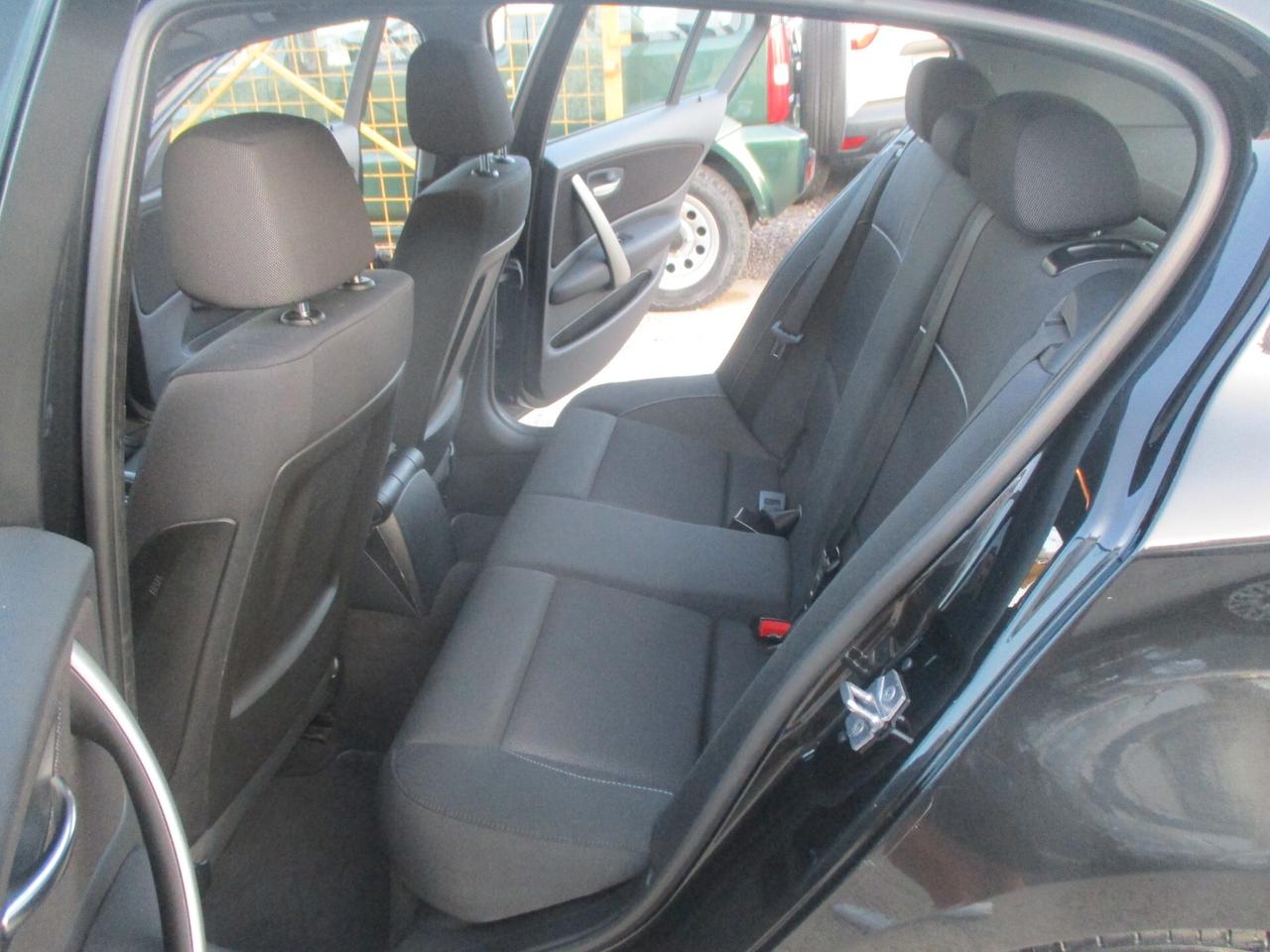 Bmw 118d 5 porte MOLTO BELLA 2010