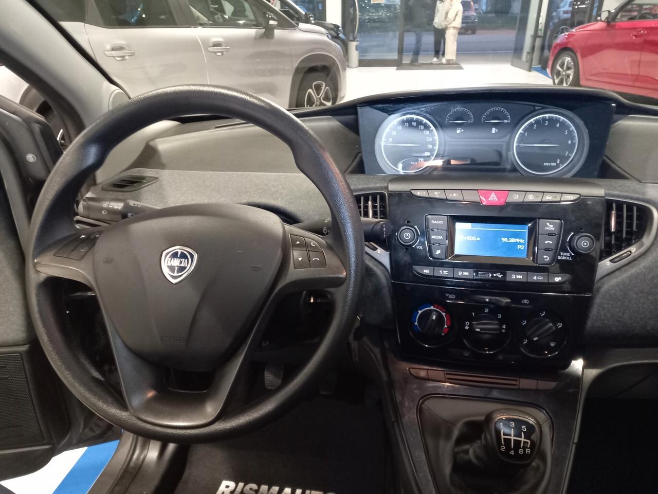 Lancia Ypsilon 1.0 FireFly 5 porte S&S Hybrid Ecochic Gold