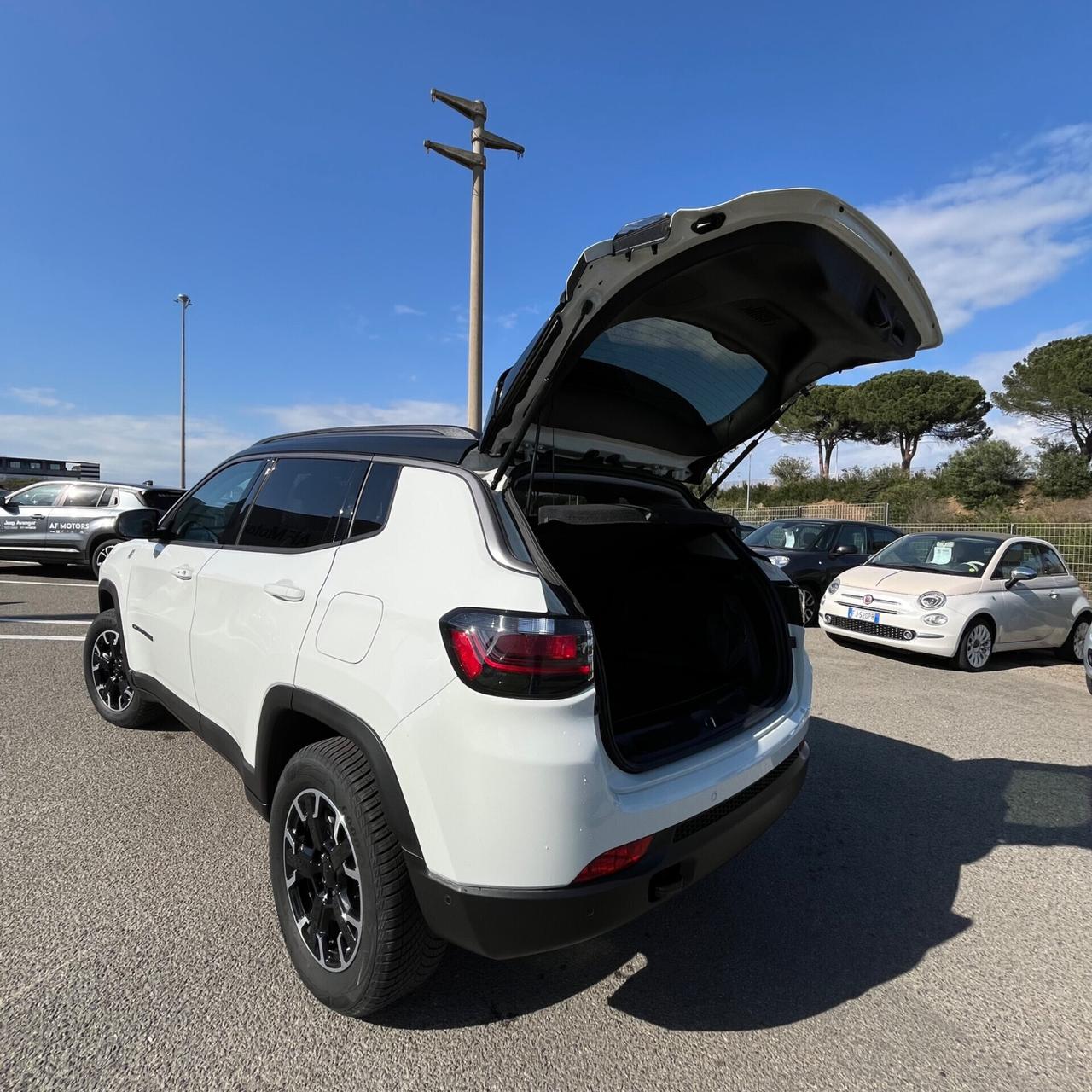 Jeep Compass 1.3 Turbo T4 240 CV PHEV AT6 4xe Trailhawk