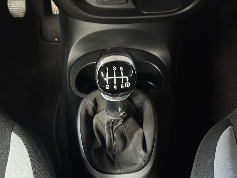 FIAT 500L 1.4 Urban 95cv UNIPROPRIETARIO NEOPATENTATI