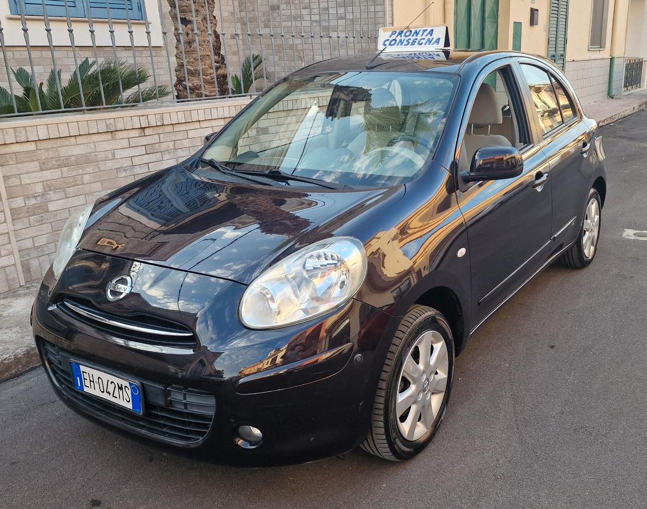 Nissan Micra 1.2 5 porte, navigatore, sensori parcheggio