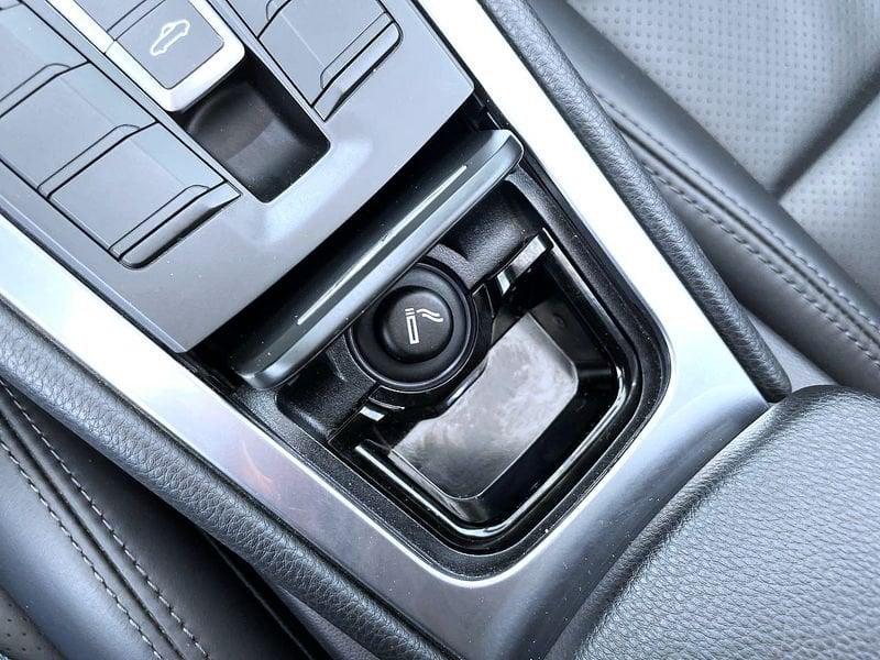 Porsche 718 2.0 Spyder PDK