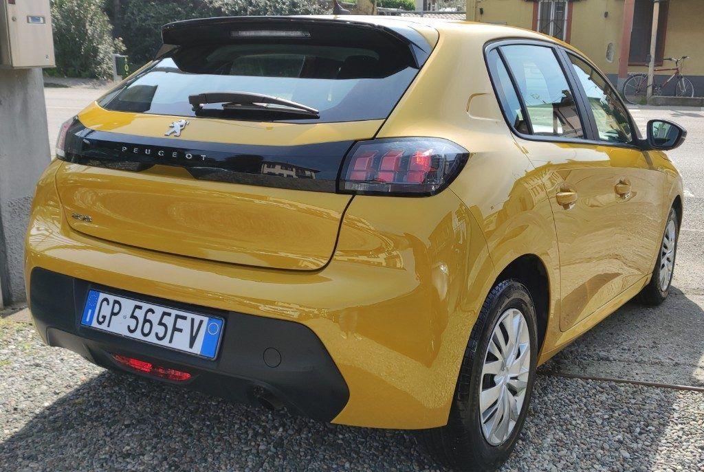 Peugeot 208 1.2 5p. Active Km52700