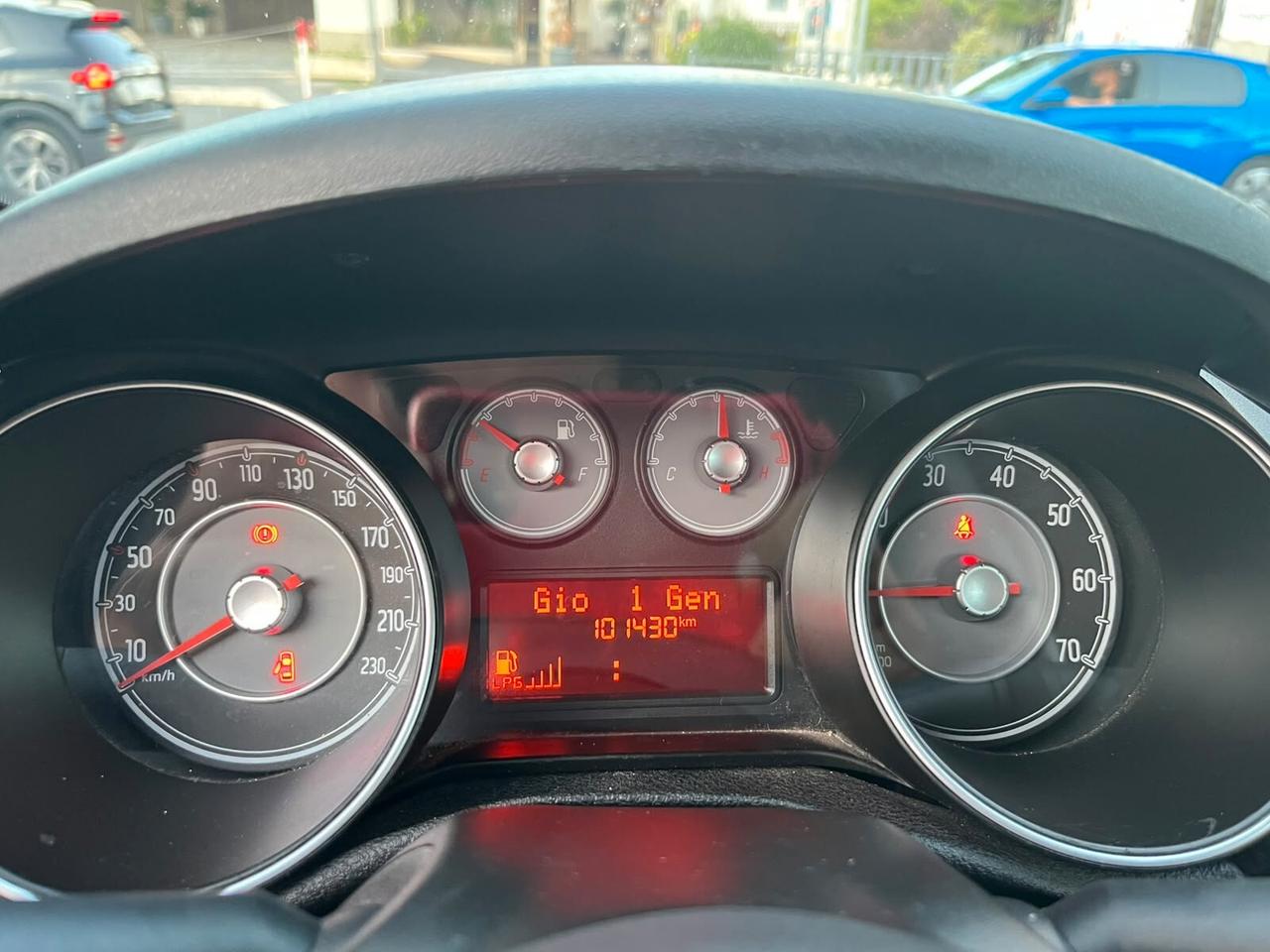 Fiat Punto 1.4 8V 5 porte Easypower Street