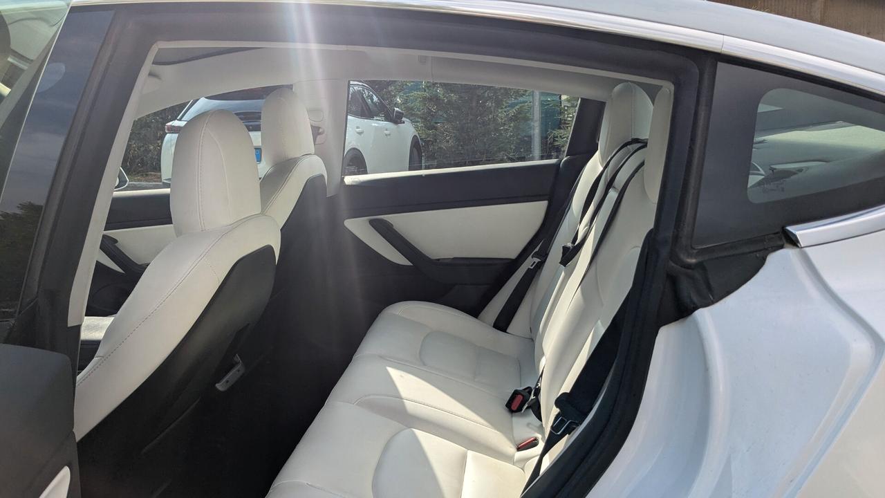 Tesla Model 3 Model 3 Standard RWD Plus