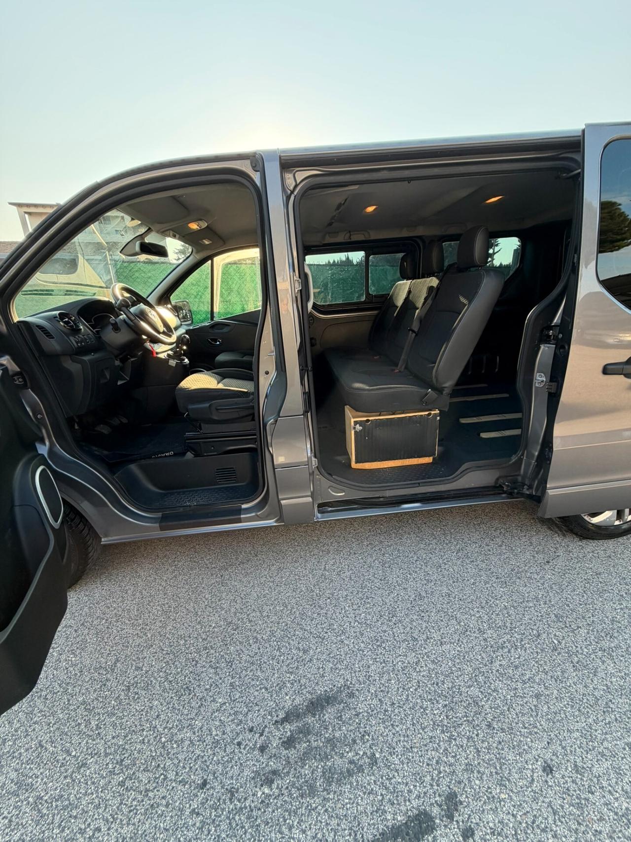 Opel Vivaro 1.6 Biturbo CDTI Combi L1H1 2,9t