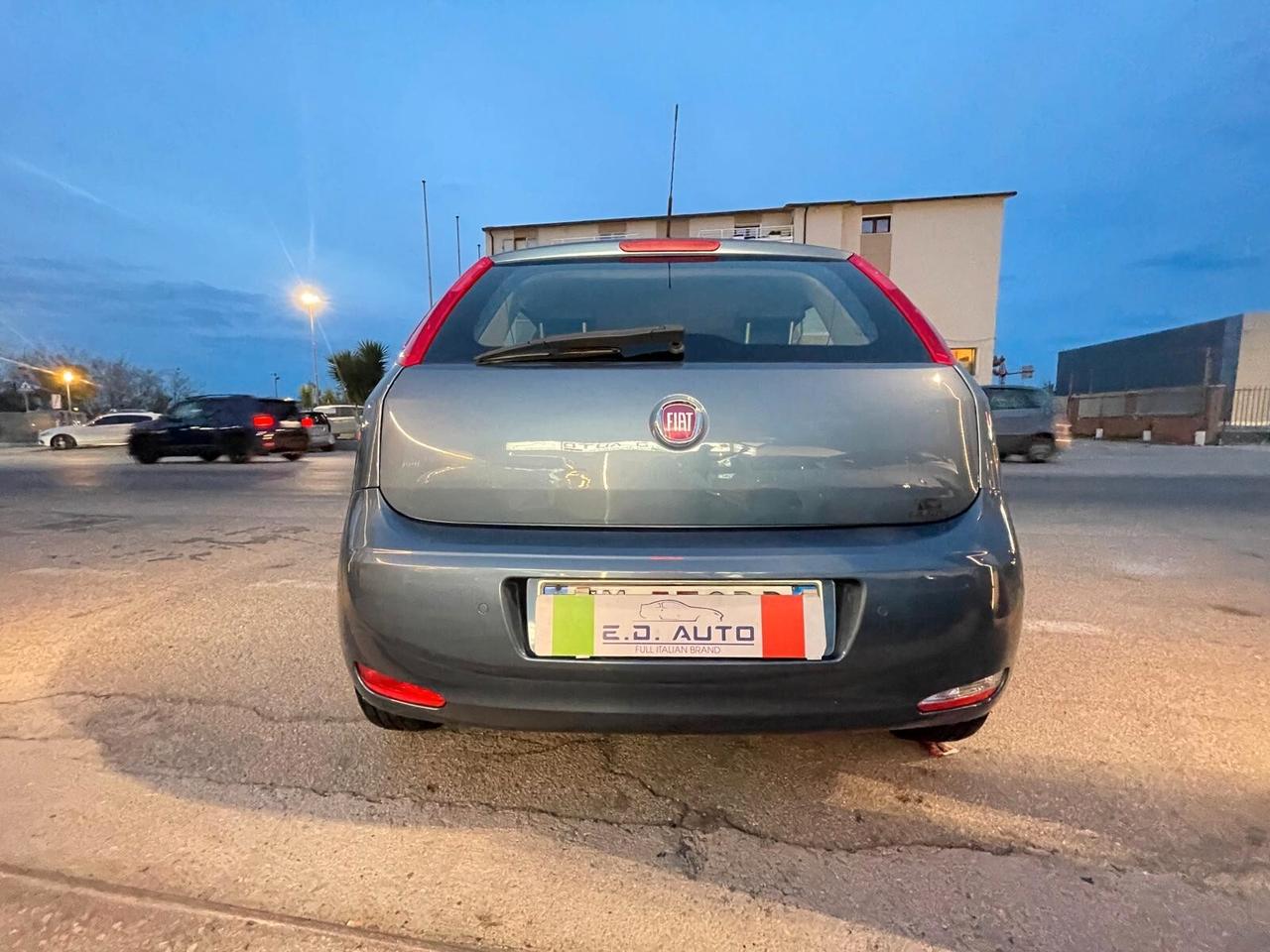 Fiat Punto 1.3 MJT II S&S 95 CV 5 porte Street