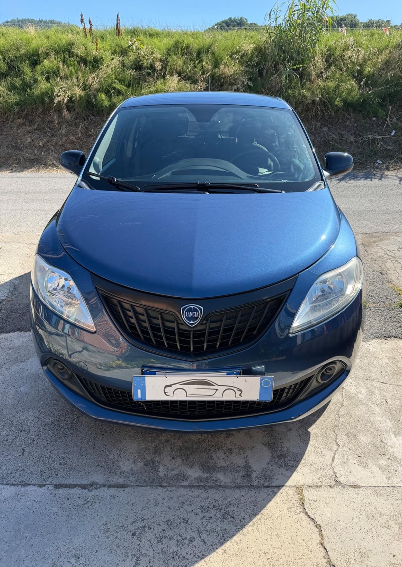 Lancia Ypsilon 1.0 FireFly 5 porte S&S Hybrid Oro