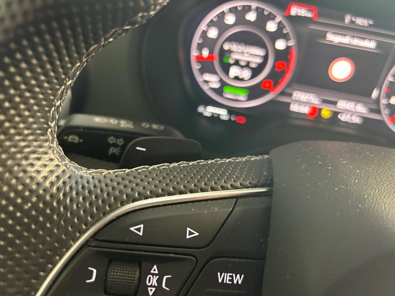 Audi Q2 40 TFSI quattro S tronic line Edition