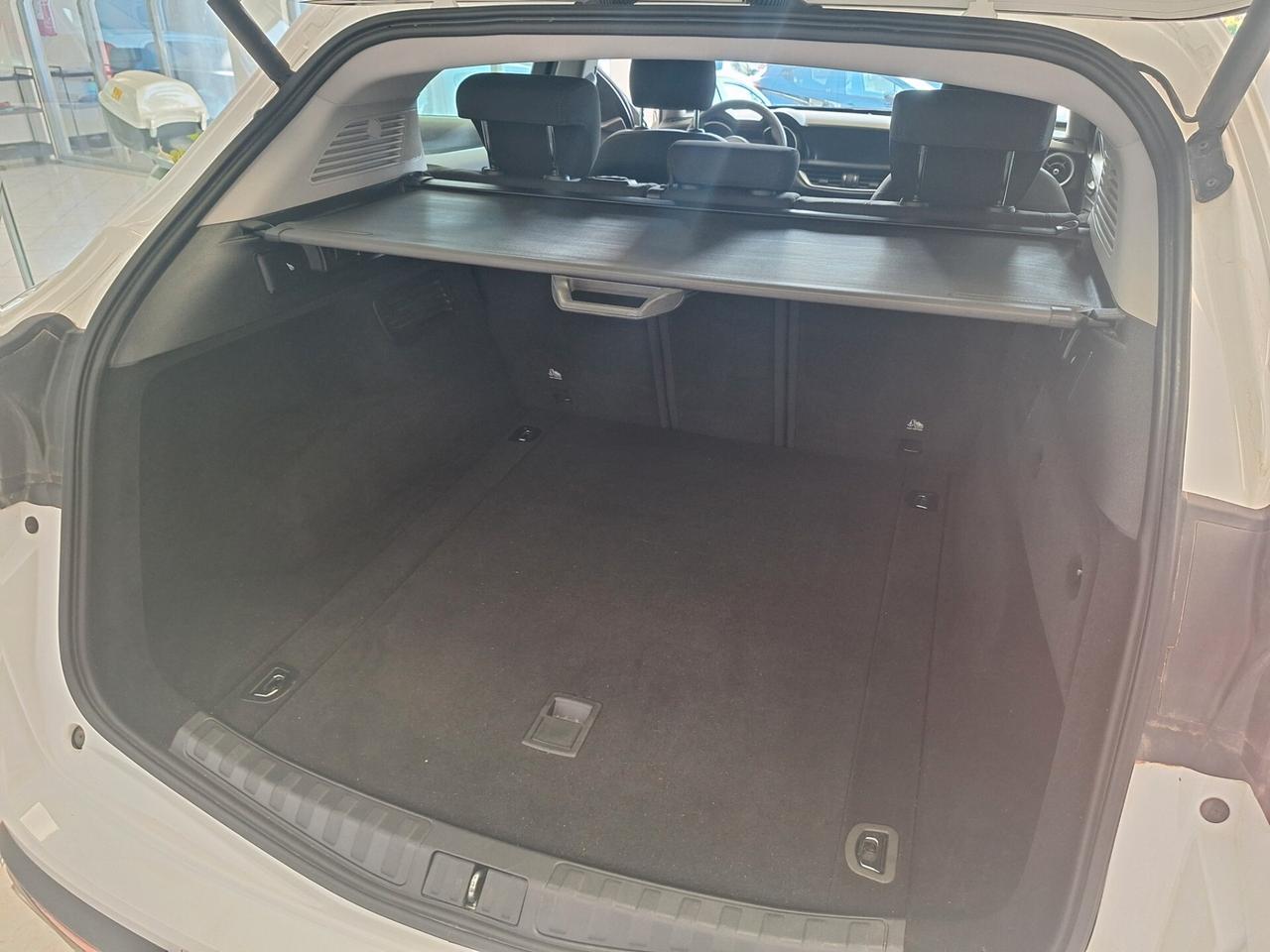 Alfa Romeo Stelvio 2.2 Turbodiesel 190 CV AT8 RWD Business