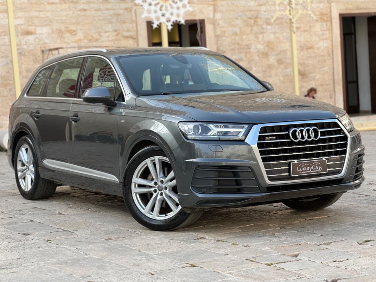 AUDI Q7 3.0Tdi 218 Cv QUATTRO S LINE EDITION