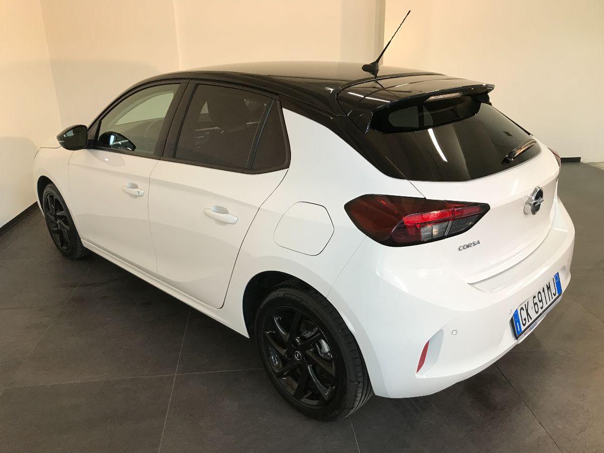OPEL Corsa 1.5 D 100 CV Design & Tech