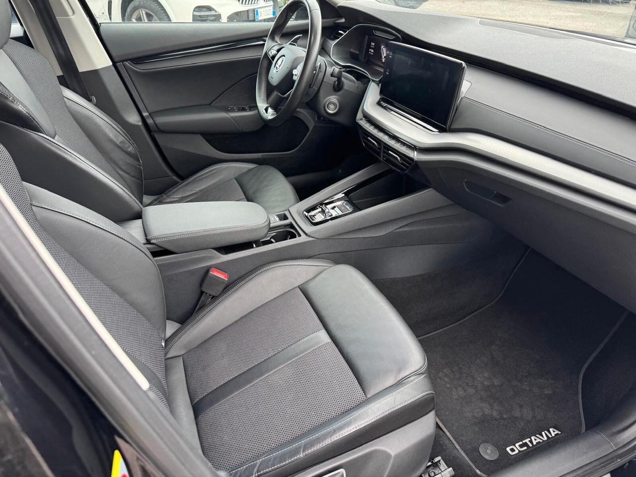 Skoda Octavia iV 1.4 TSI Plug-In Hybrid DSG Wagon Executive