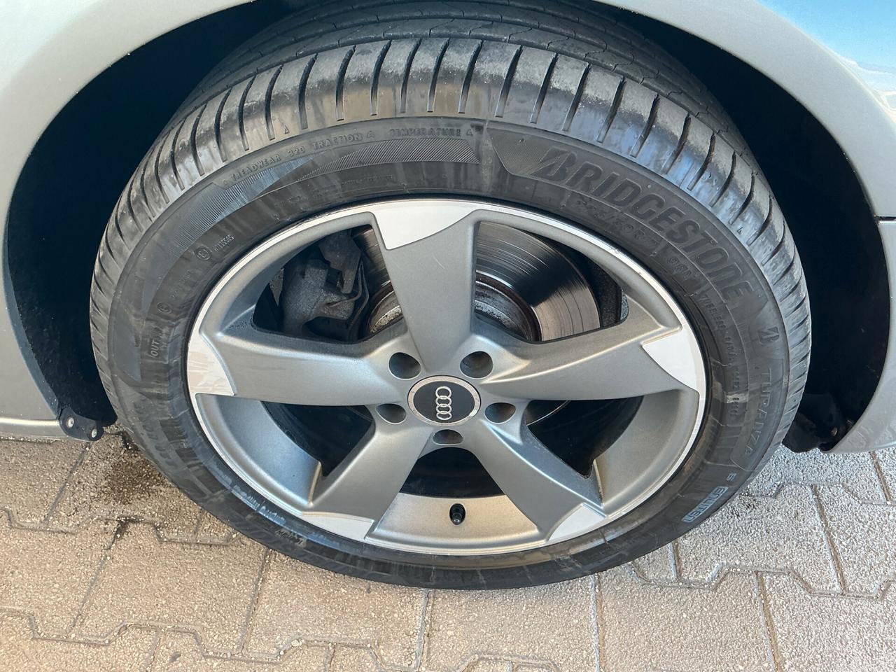 Audi A4 2.0 TDI 143CV F.AP. mult.