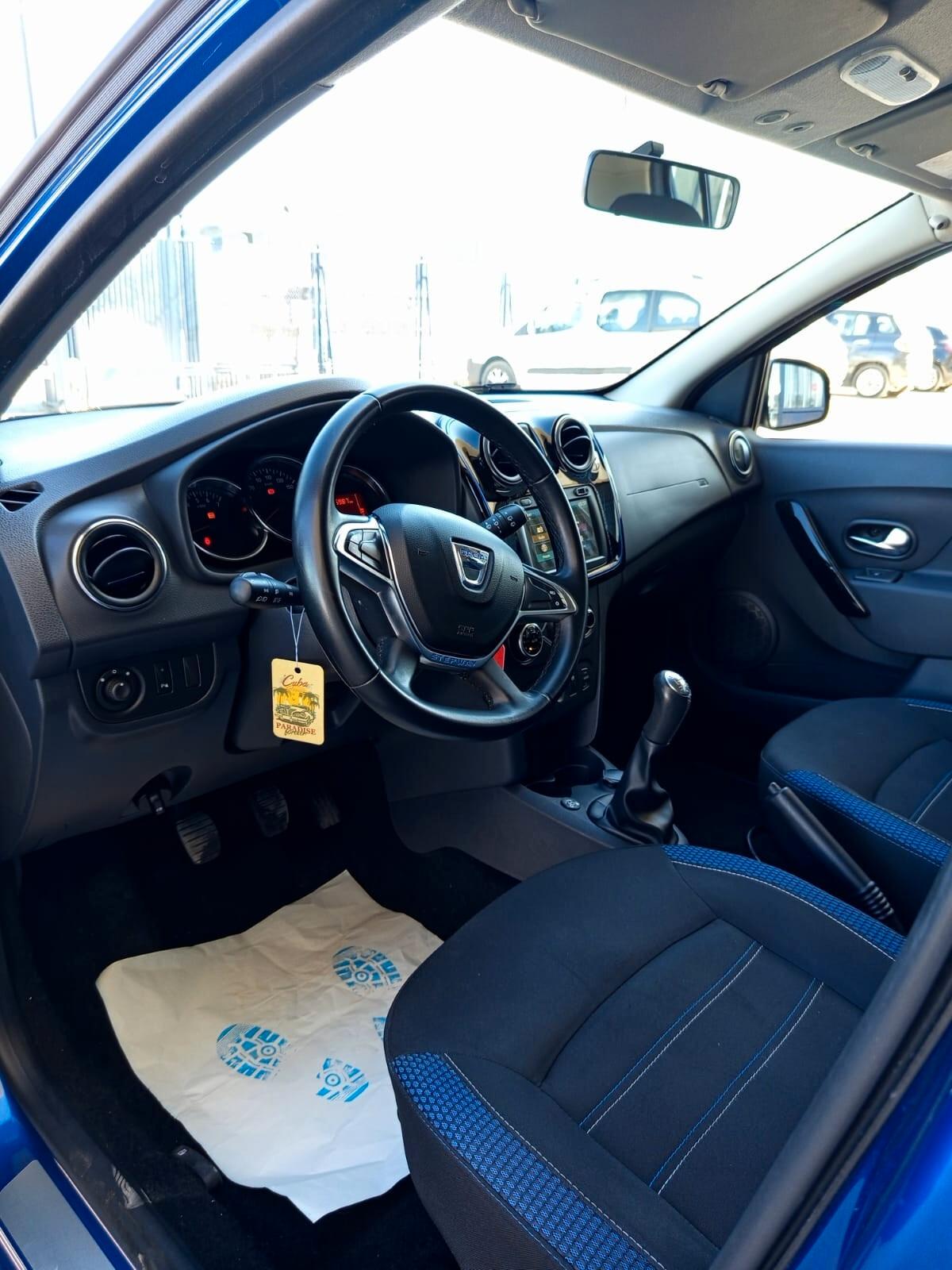 Dacia Sandero Stepway 1.0 TCe 100CV ECO-G 15th Anniversary