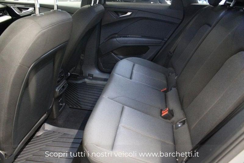 Audi Q4 e-tron 45 Business Advanced quattro