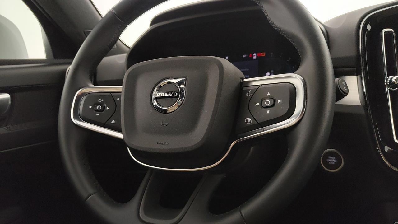 VOLVO XC40 2.0 b3 Core auto