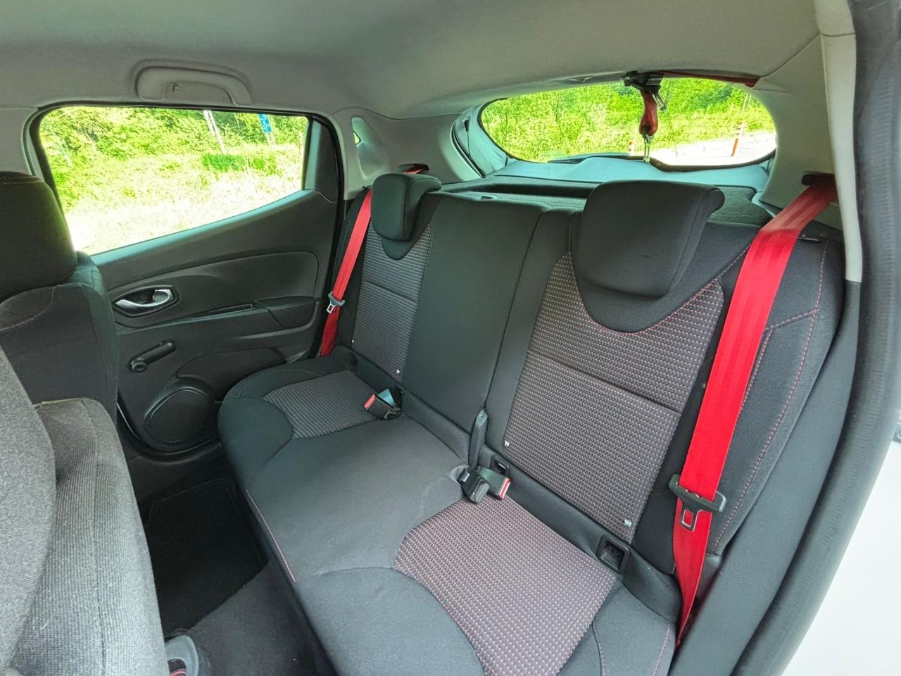 Renault Clio 1.6 T 200CV EDC 5 porte R.S.