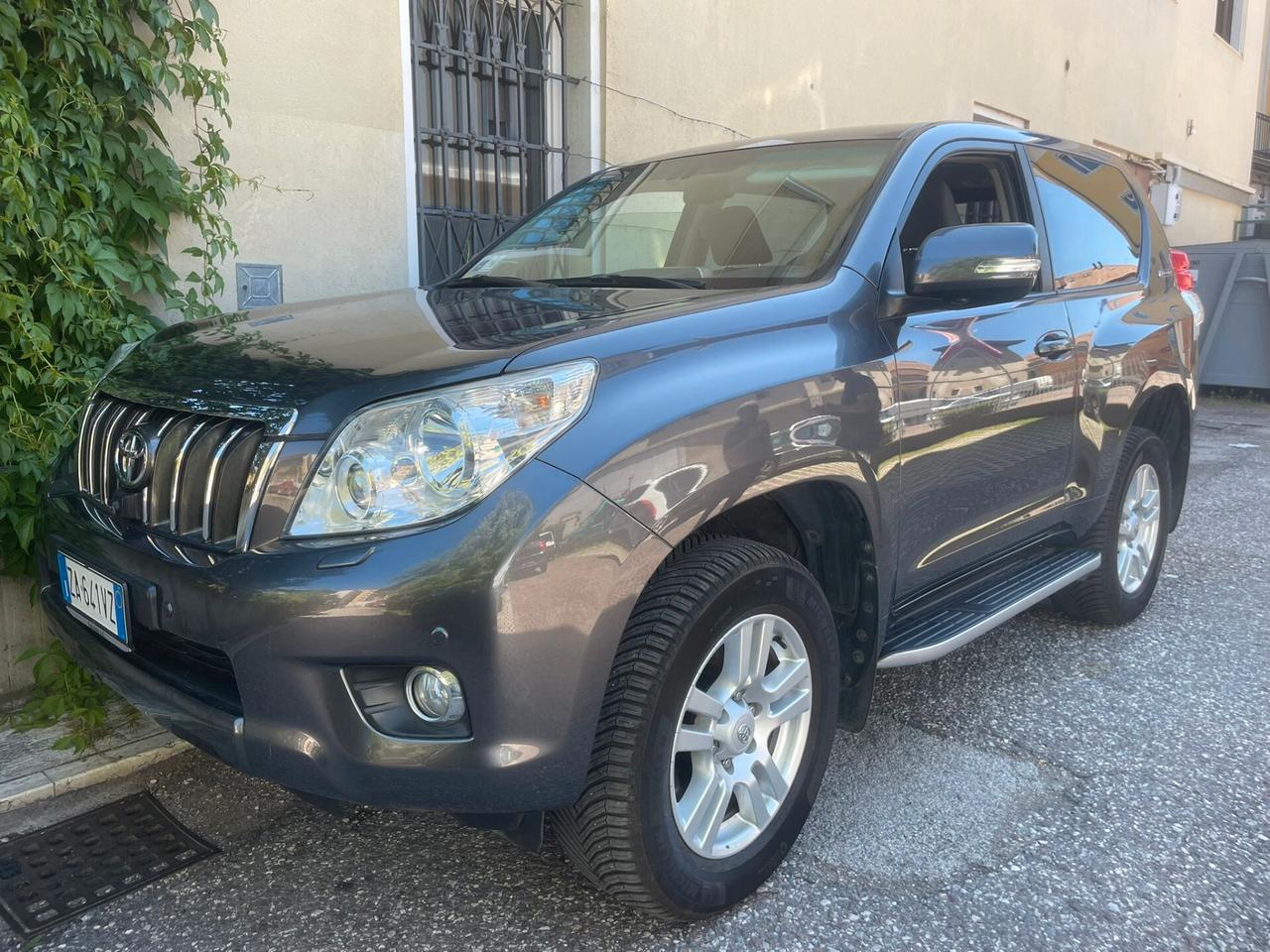TOYOTA LAND CRUISER 3.0 D4-D 3PORTE 60TH ANNIVERSARY