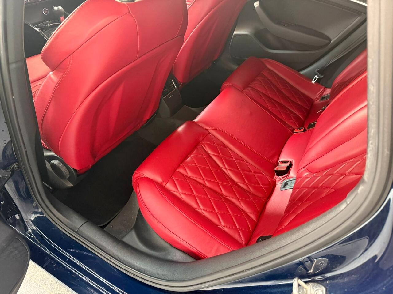 Audi A3 Sedan TDI 110 kW S tronic line edition
