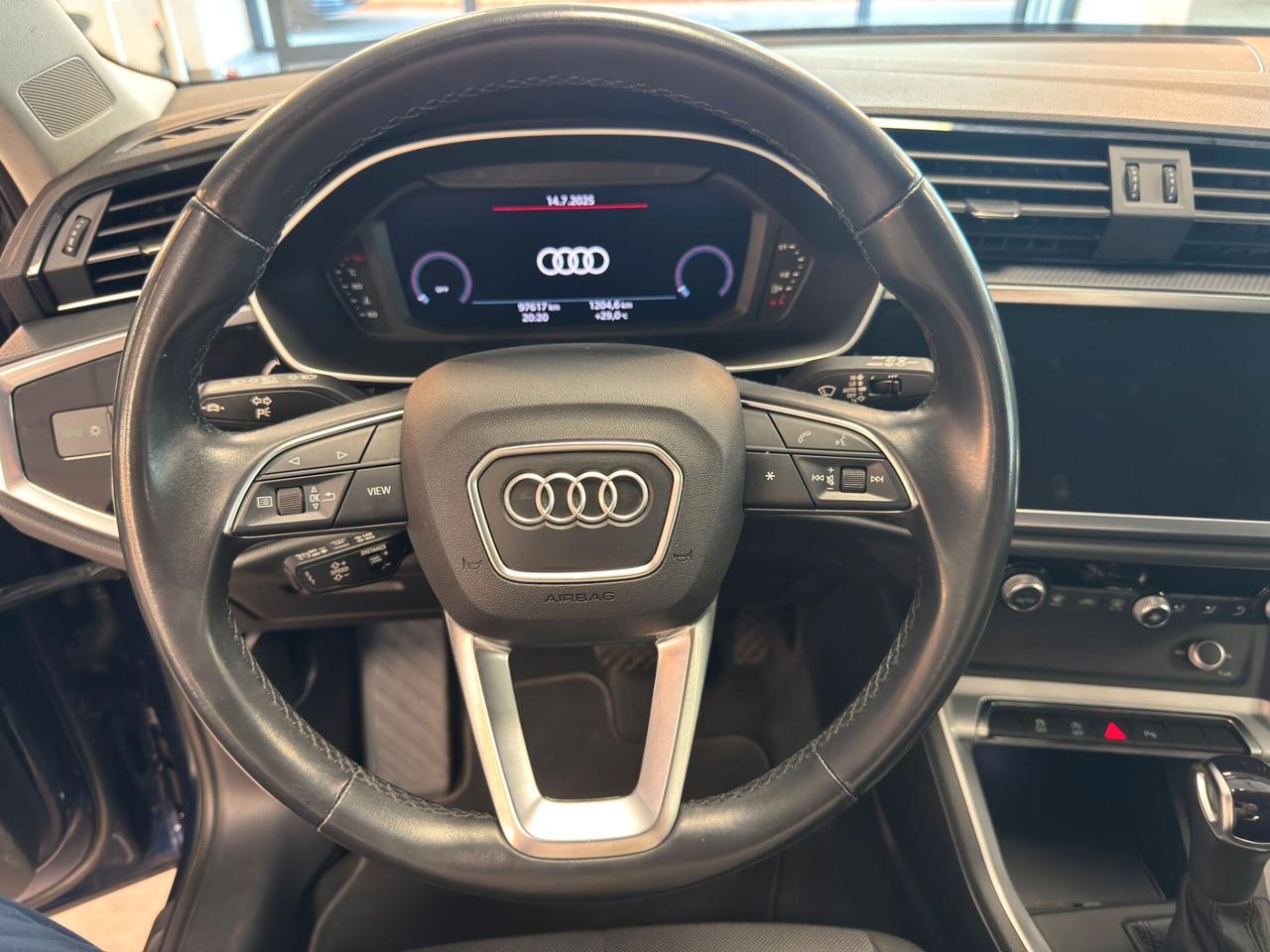 Audi Q3 35 TDI S tronic Business