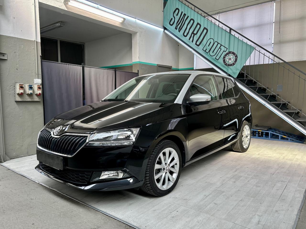 Skoda Fabia 1.0 MPI 75 CV Twin Color Nero