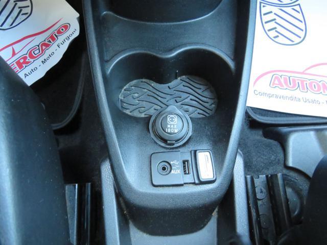 LANCIA Ypsilon 0.9 TwinAir Metano Ecochic Silver