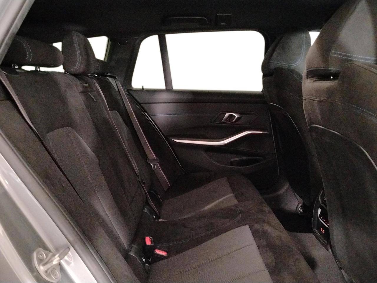 BMW 320D Touring 48V Xdrive Msport Pro