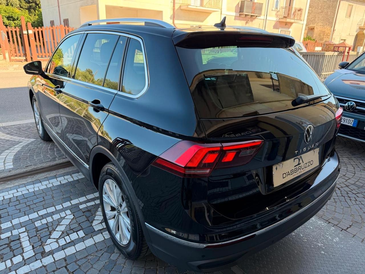 Volkswagen Tiguan CAMBIO AUTOMATICO 2.0 150CV 2023