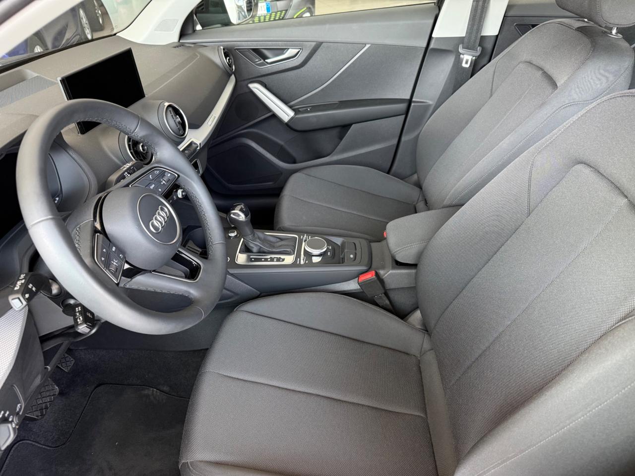 Audi Q2 35 TFSI S tronic Business Advanced