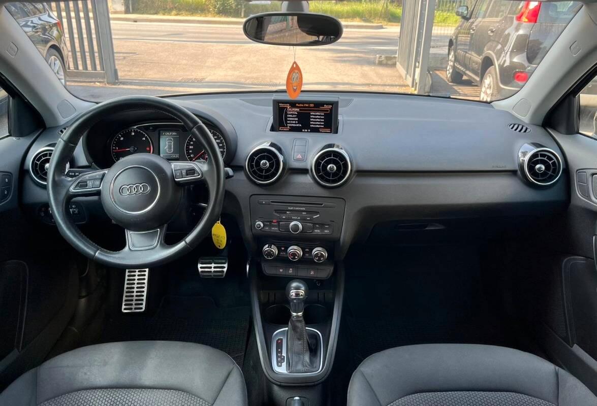 Audi A1 1.6 tdi S line edition 90cv s-tronic