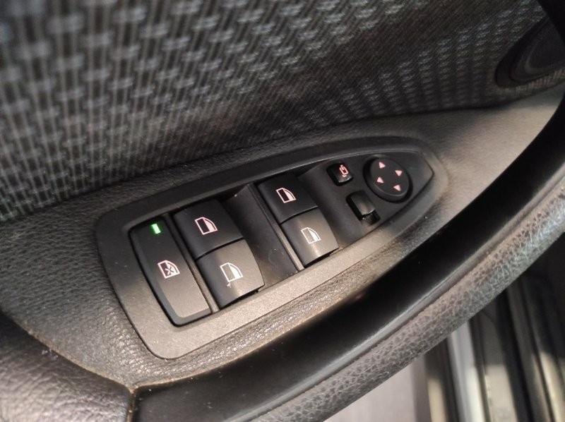 BMW X2 (F39) - X2 sDrive16d Business-X
