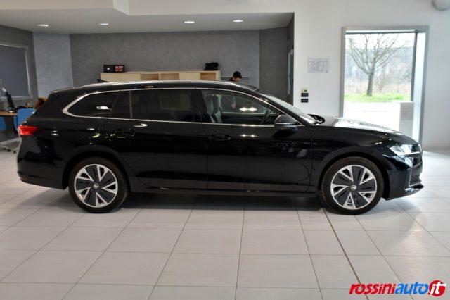 SKODA Superb 2.0 TDI 150 CV DSG STYLE + R18 + ALCANTARA LOUNGE