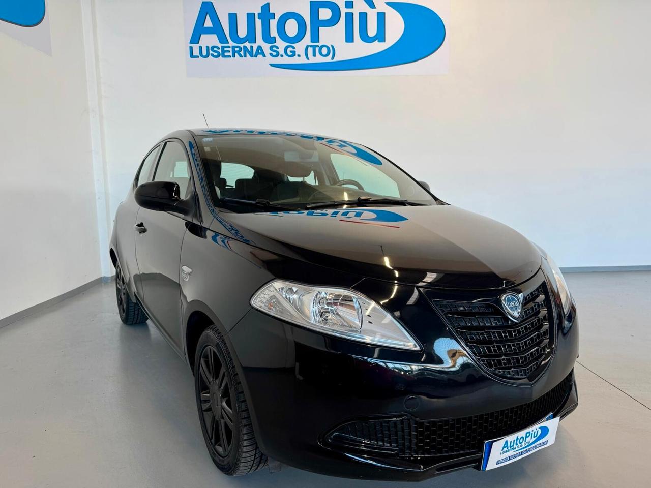 Lancia Ypsilon 1.2 69 CV 5 porte S&S 5 posti
