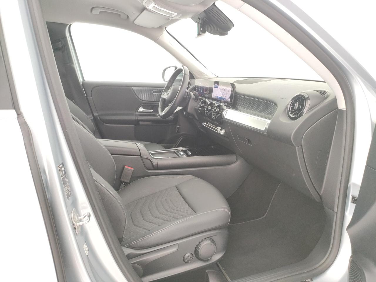 Mercedes-Benz GLB 180 d Advanced auto