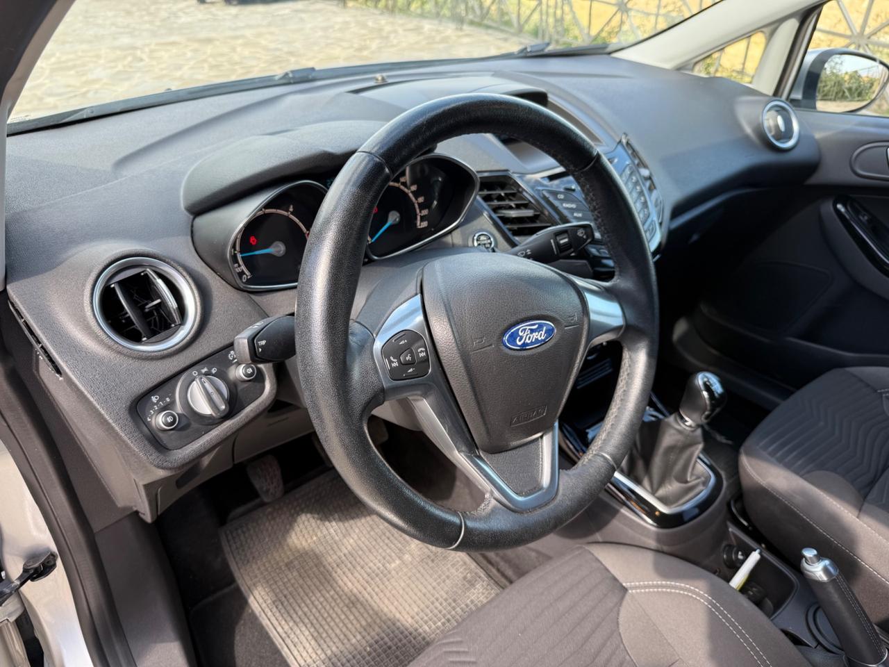 Ford Fiesta 1.5 TDCi 75CV 5 porte Titanium