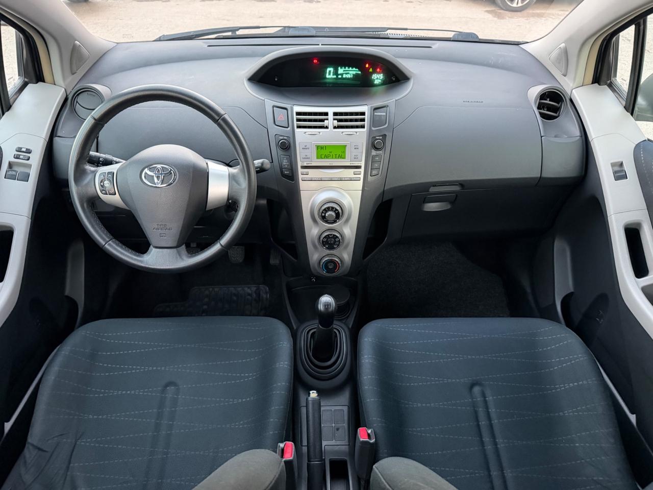 Toyota Yaris 1.3 benzina 87 cv 2008