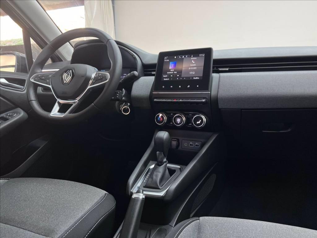 RENAULT Clio 1.6 E-Tech full hybrid Evolution 145cv del 2024