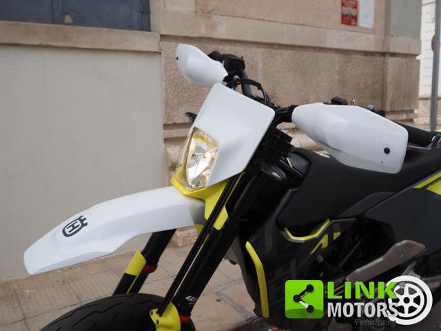 HUSQVARNA 701 Supermoto +Finanziabile+