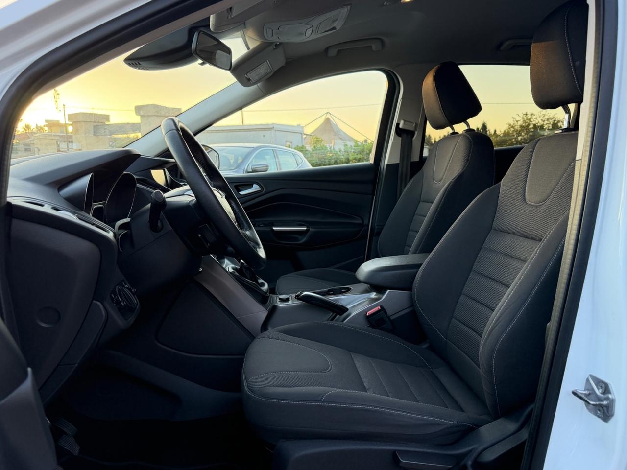 Ford Kuga 2.0 TDCI 120 CV S&S 2WD Titanium