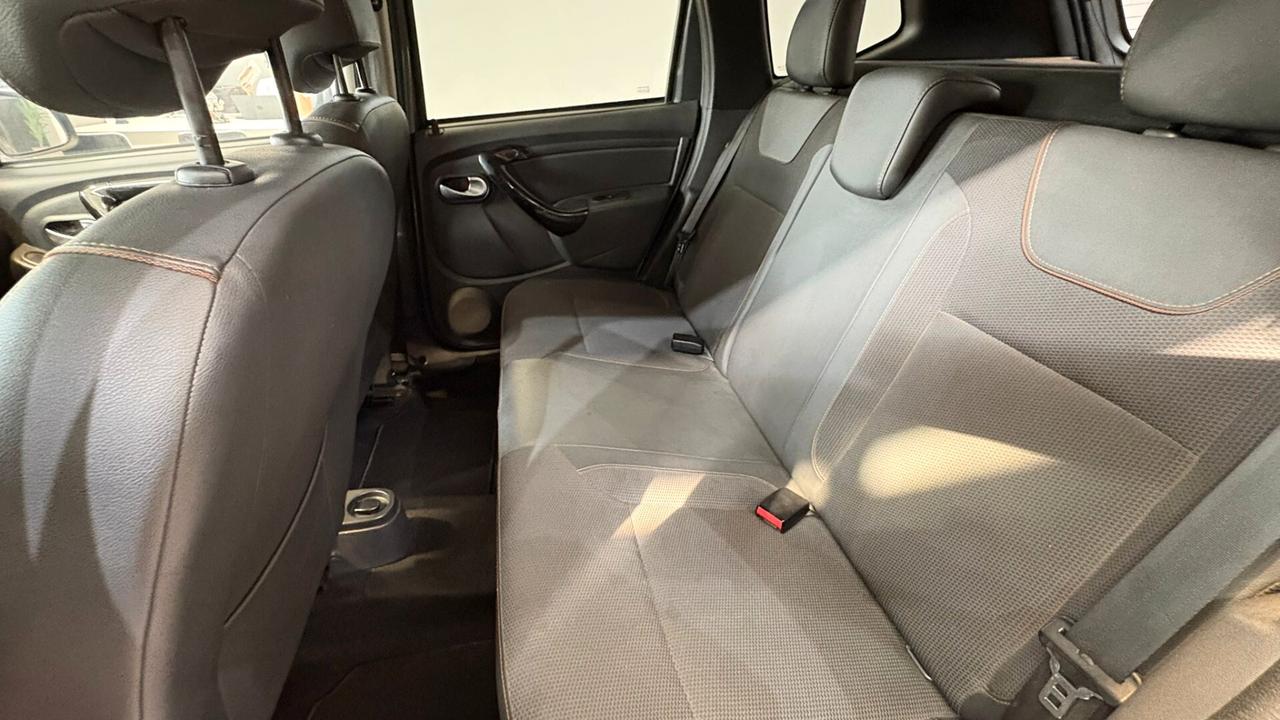 Dacia Duster 1.5 dCi 110 CV EDC S&S 4x2 Serie Speciale Brave