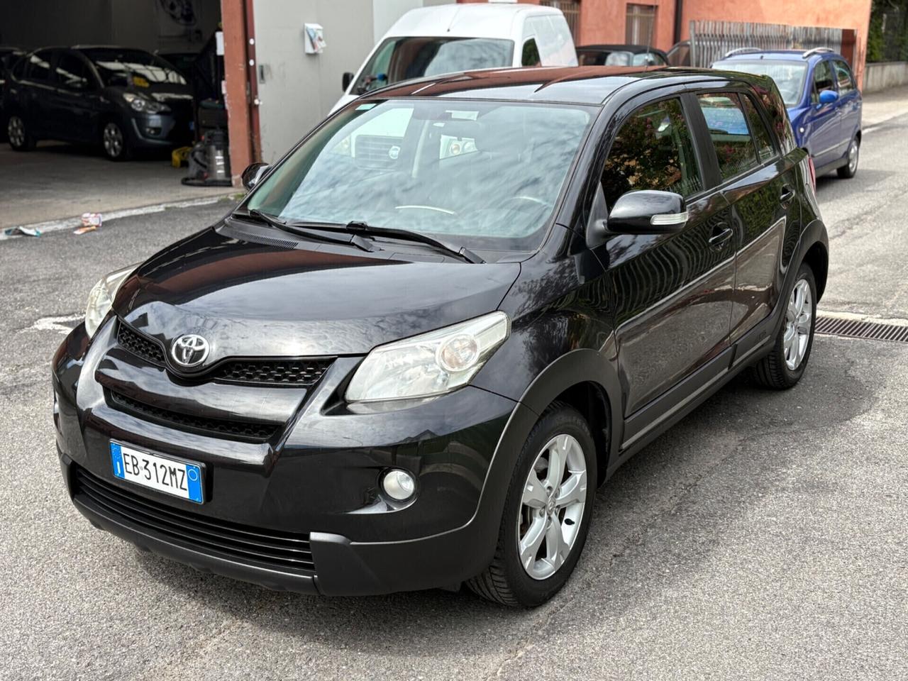 Toyota Urban Cruiser 1.4 D-4D AWD Luxury 4x4
