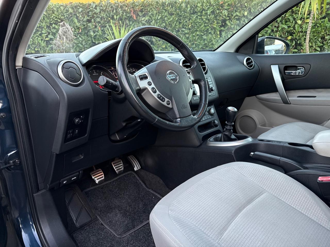 Nissan Qashqai 2.0 dCi NAVI TETTO PANORAMICO