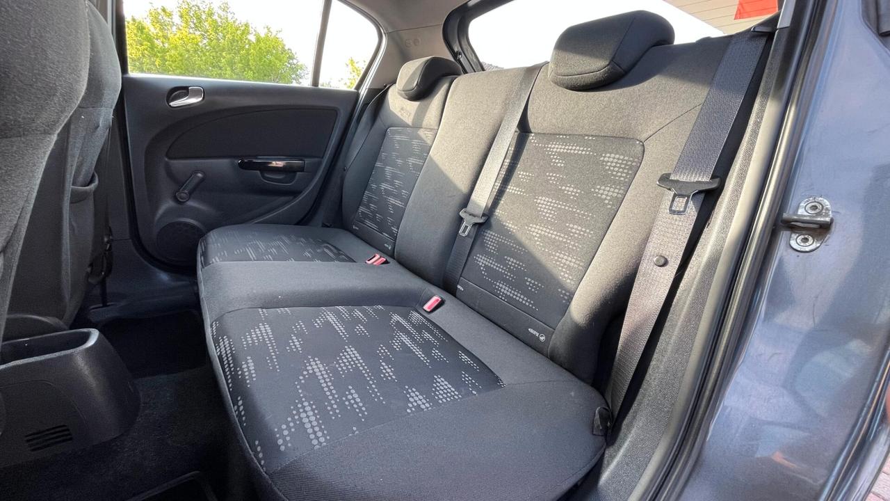 OPEL CORSA 1.2 5 porte Club