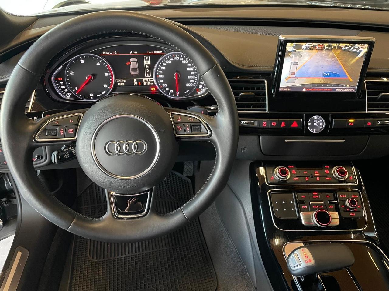 Audi A8 3.0 TDI 262 CV quattro tiptronic