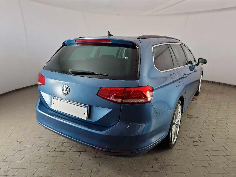 VOLKSWAGEN PASSAT VARIANT 2.0 TDI 110kW Business BMT DSG